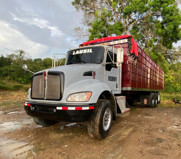 KENWORTH T370 2010 - MANUAL - Image 4