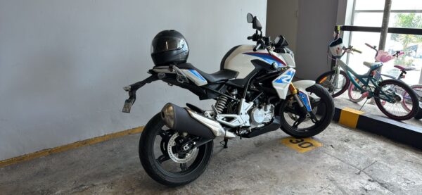 BMW G310R 2020 - AUTOMÁTICA - Image 2