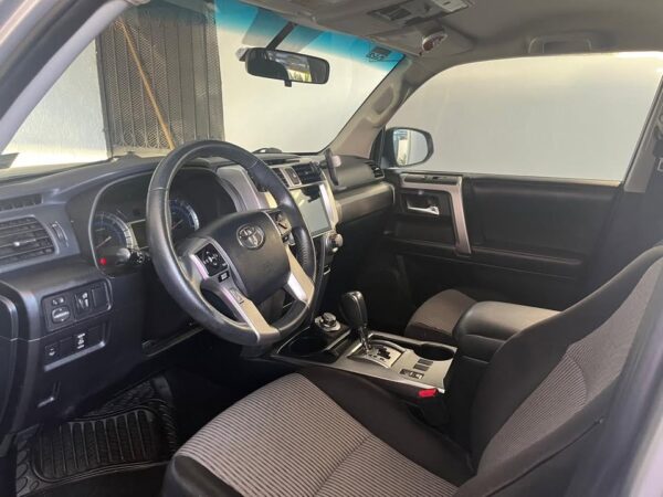 TOYOTA 4RUNNER 2018 - AUTOMÁTICA - Image 4