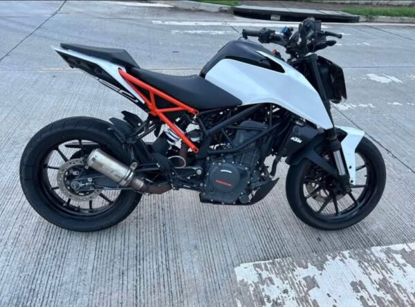 KTM DUKE 2020 - MANUAL - Image 4